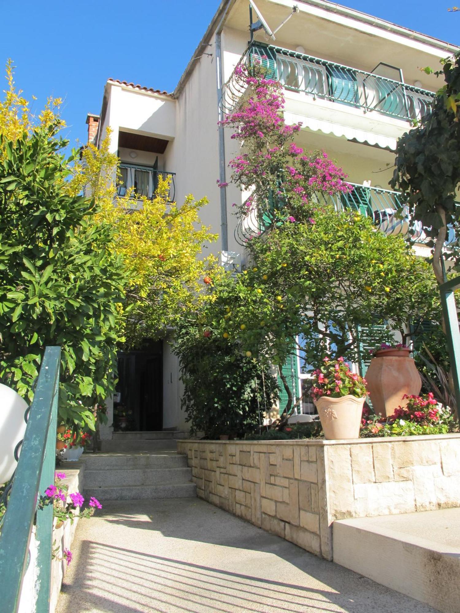 Villa Rosa Makarska Esterno foto